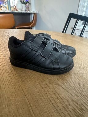 Kids Adidas Black Velcro Sneakers – Size 10K